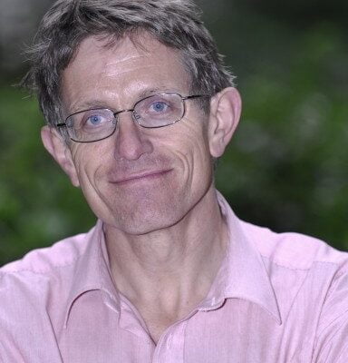 simoncolourheadshot4